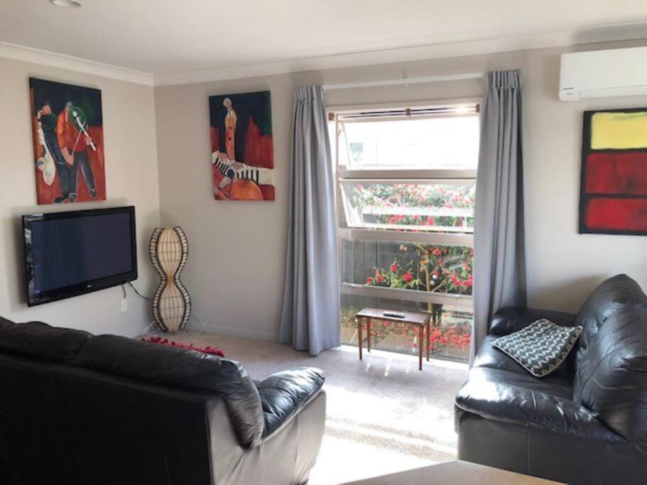 Sunny, Quiet, 2-Bedroom Unit In Fabulous Location! Cambridge Exteriör bild